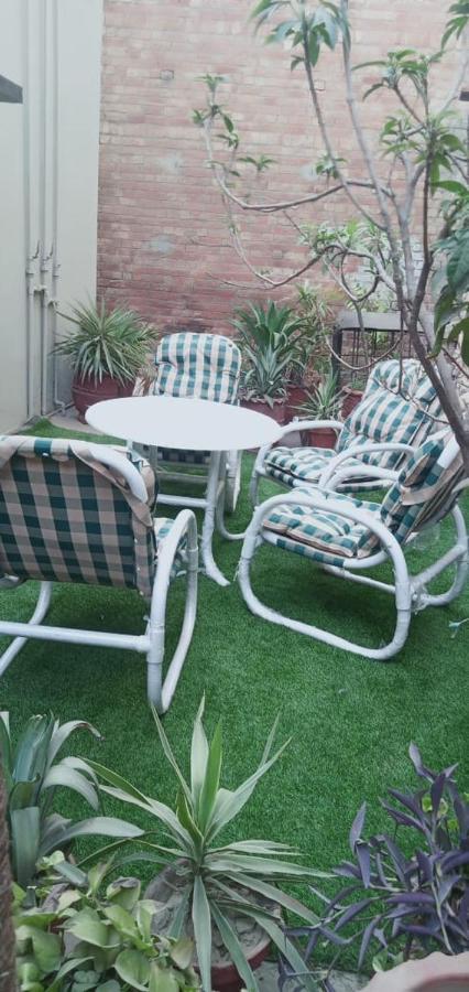 Family Guest House Lahore Near Airport Dış mekan fotoğraf