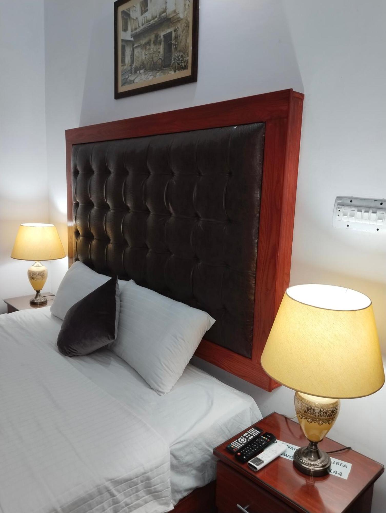 Family Guest House Lahore Near Airport Dış mekan fotoğraf
